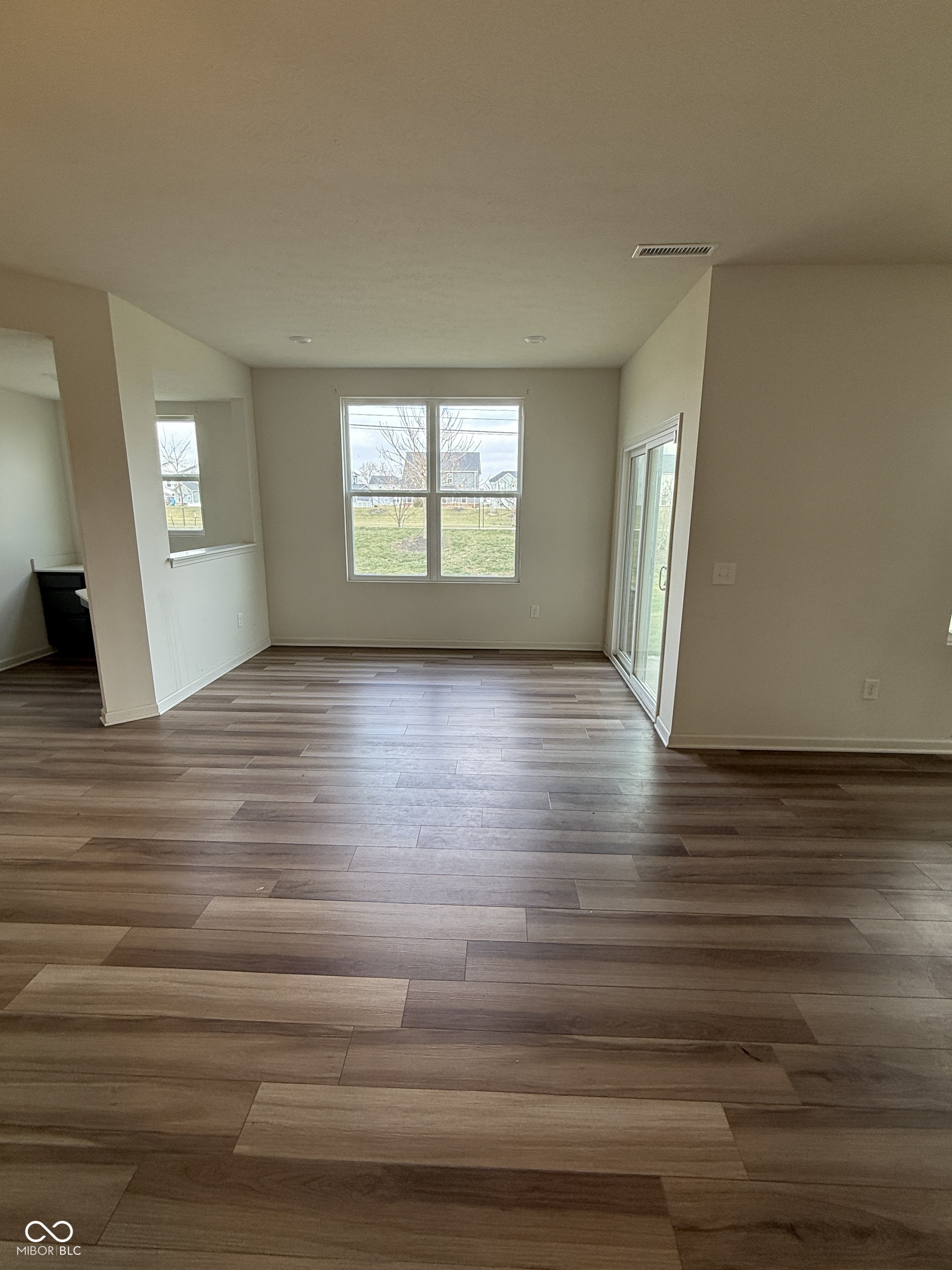 6916 Diamondleaf Way