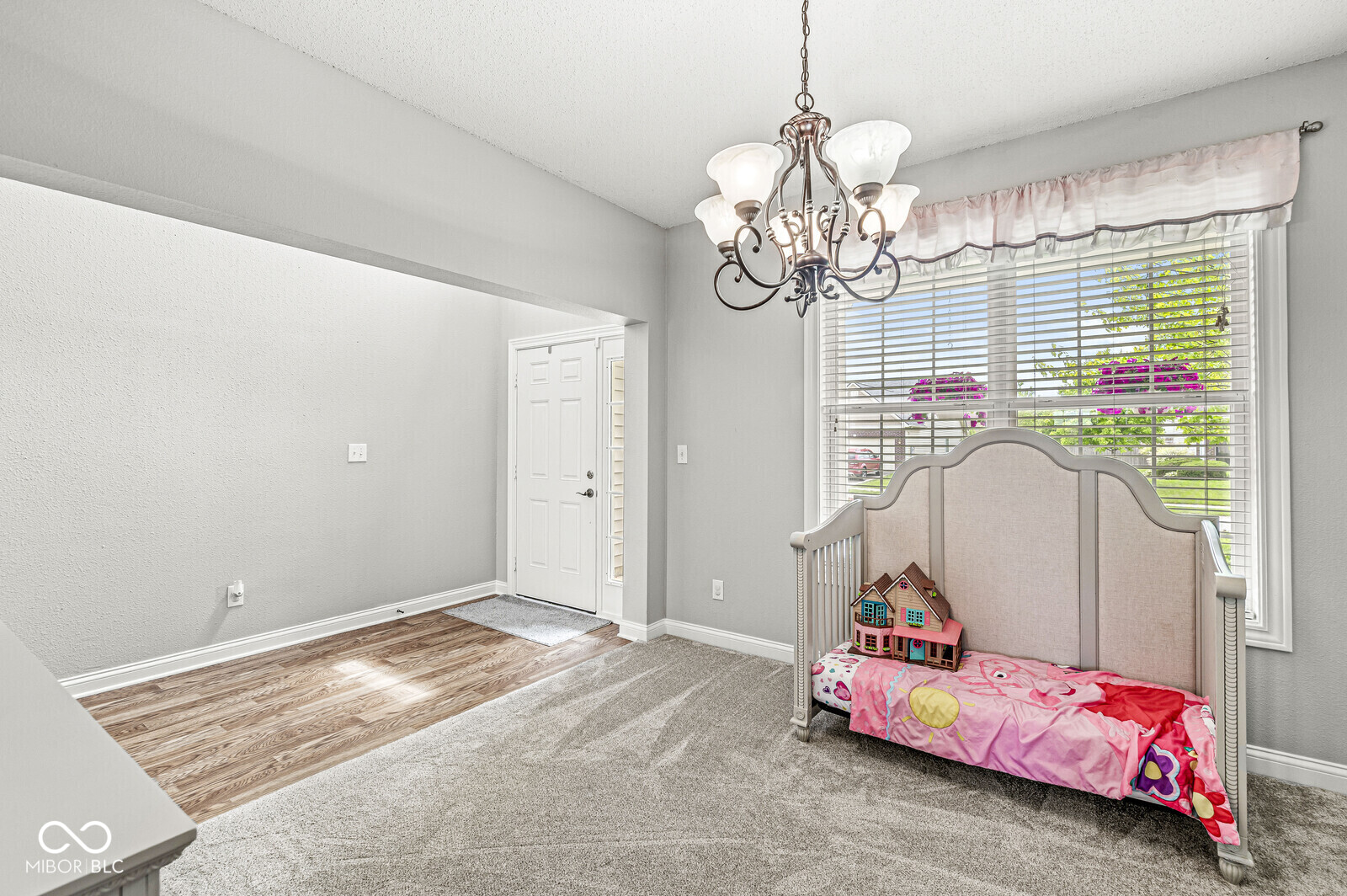 4264 Amesbury Place