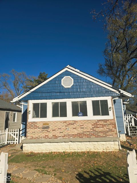 Photo of 1925 N Oxford Street, Indianapolis, IN 46218 (MLS # 22073681)