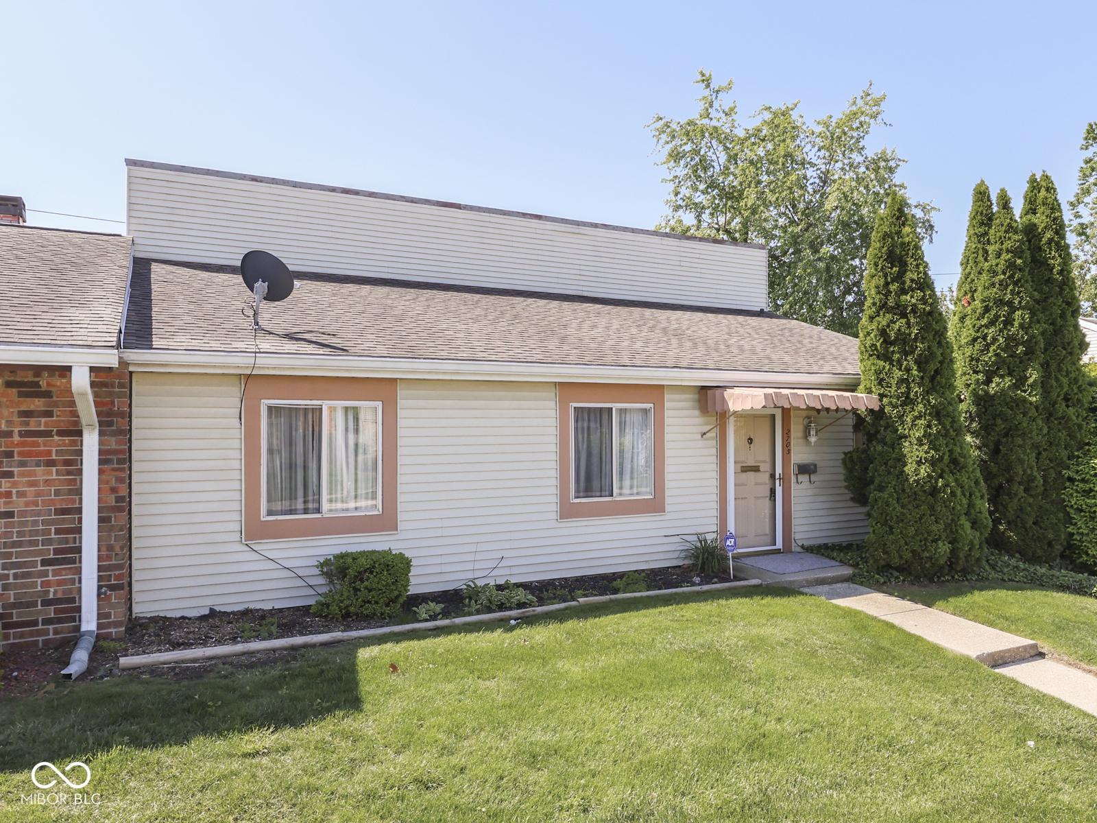 2705 Country Estates Drive