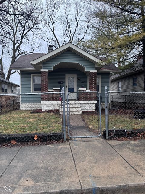 Photo of 1334 Calhoun Street, Indianapolis, IN 46203 (MLS # 22084380)