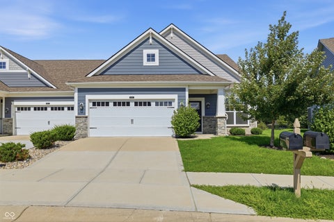 Photo of 2657 Cottage Court, Brownsburg, IN 46112 (MLS # 22121572)