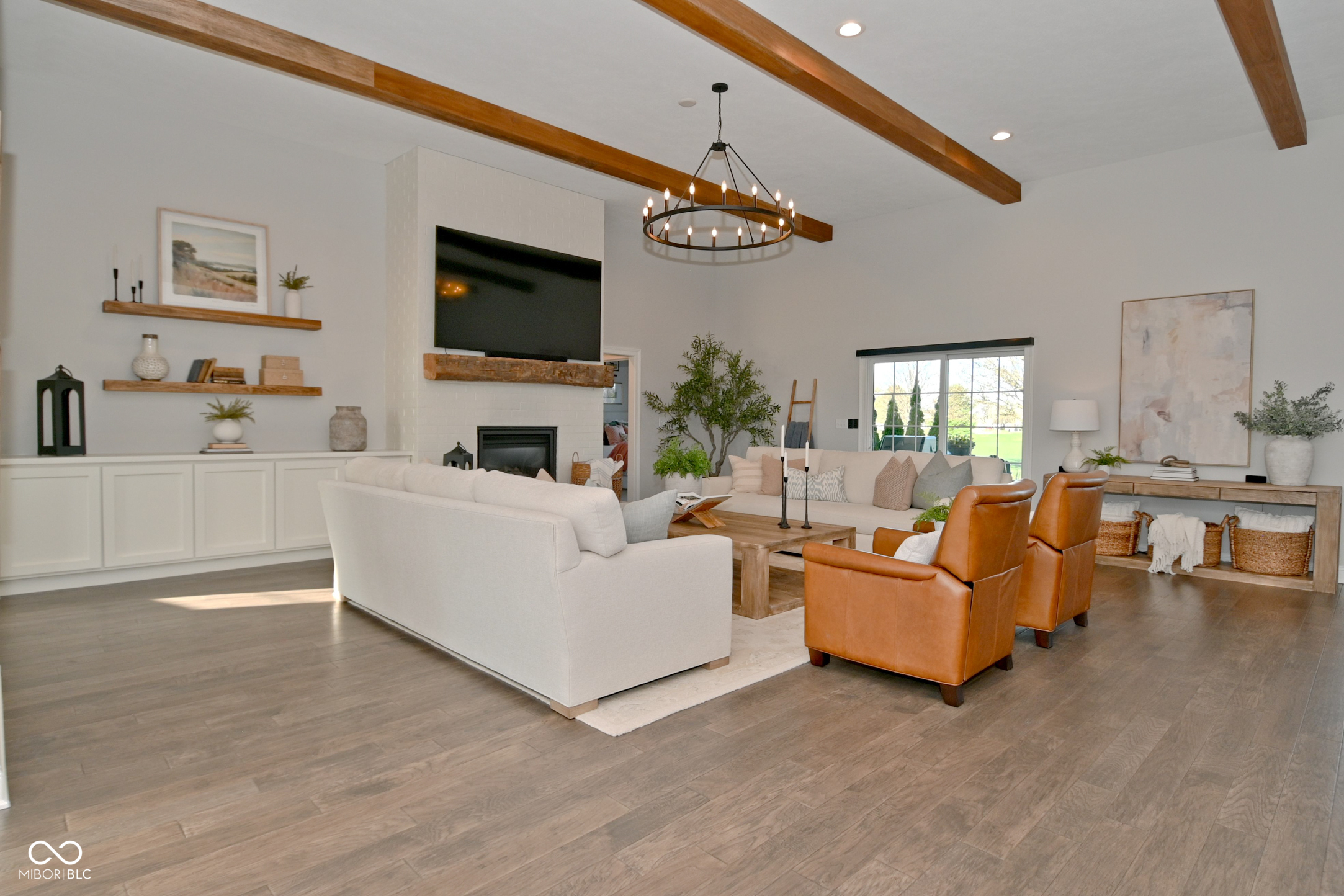 1111 Maclaren Court