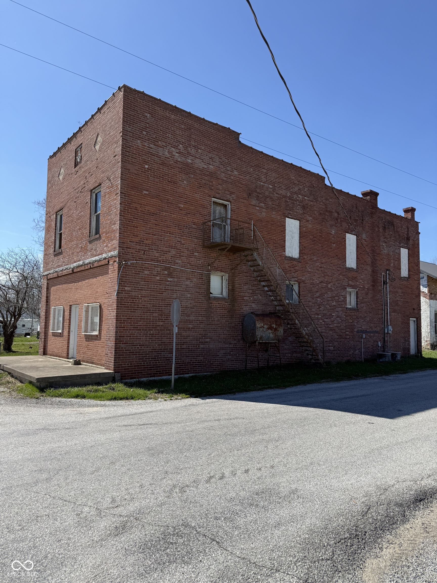 12001 S County Road 1050 W