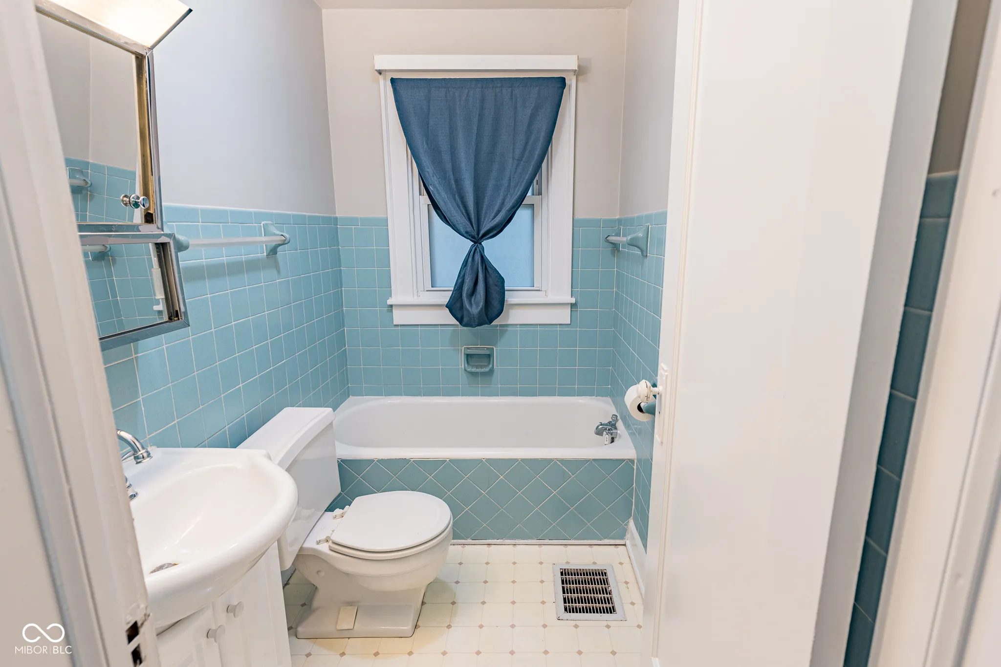 Indianapolis, Indiana 46224, United States, 2 Bedrooms Bedrooms, ,2 BathroomsBathrooms,Residential,Active,247445