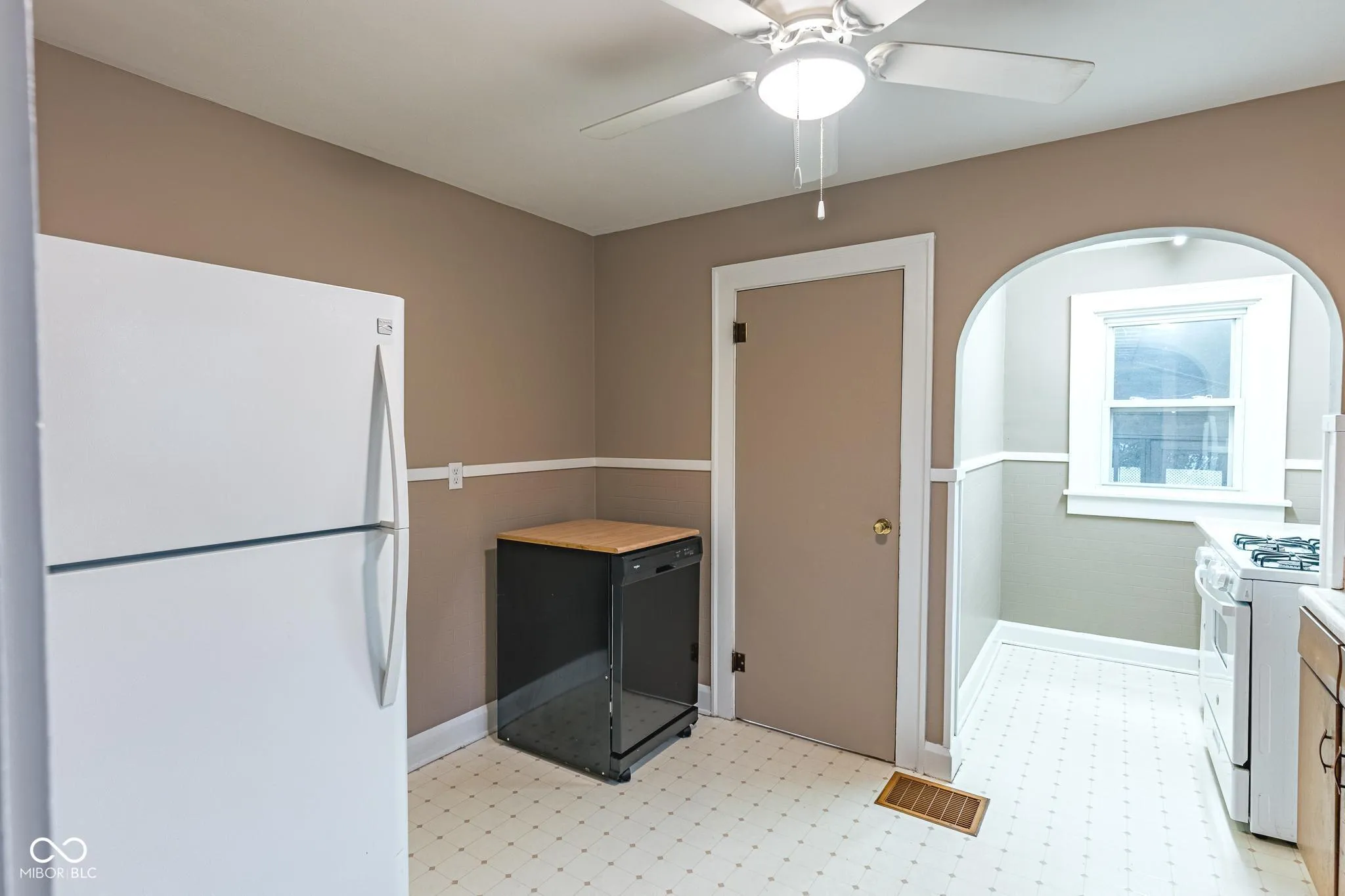 Indianapolis, Indiana 46224, United States, 2 Bedrooms Bedrooms, ,2 BathroomsBathrooms,Residential,Active,247445