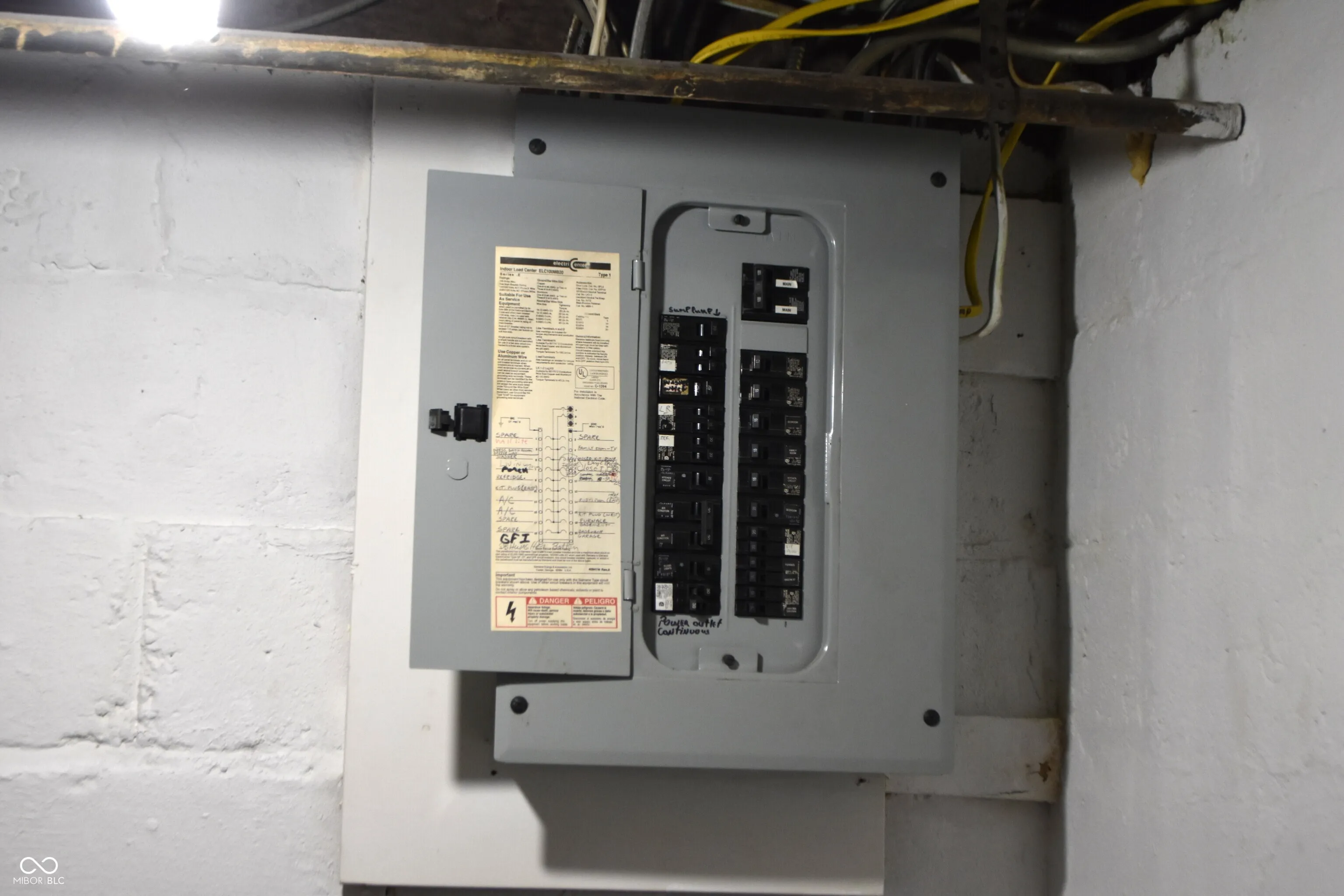 Indianapolis, Indiana 46224, United States, 2 Bedrooms Bedrooms, ,2 BathroomsBathrooms,Residential,Active,247445