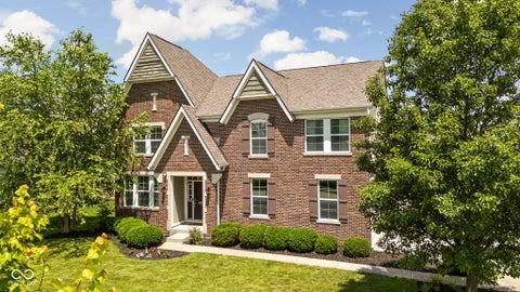 Photo of 9204 Brookstone Place, Zionsville, IN 46077 (MLS # 22108594)