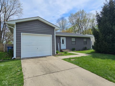 Photo of 918 Anderson Street, Shelbyville, IN 46176 (MLS # 22094819)