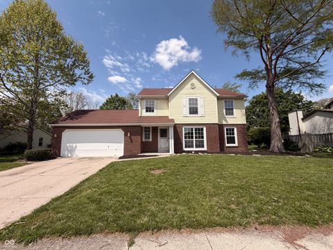 Photo of 7656 Camberwood Drive, Indianapolis, IN 46268 (MLS # 22099636)