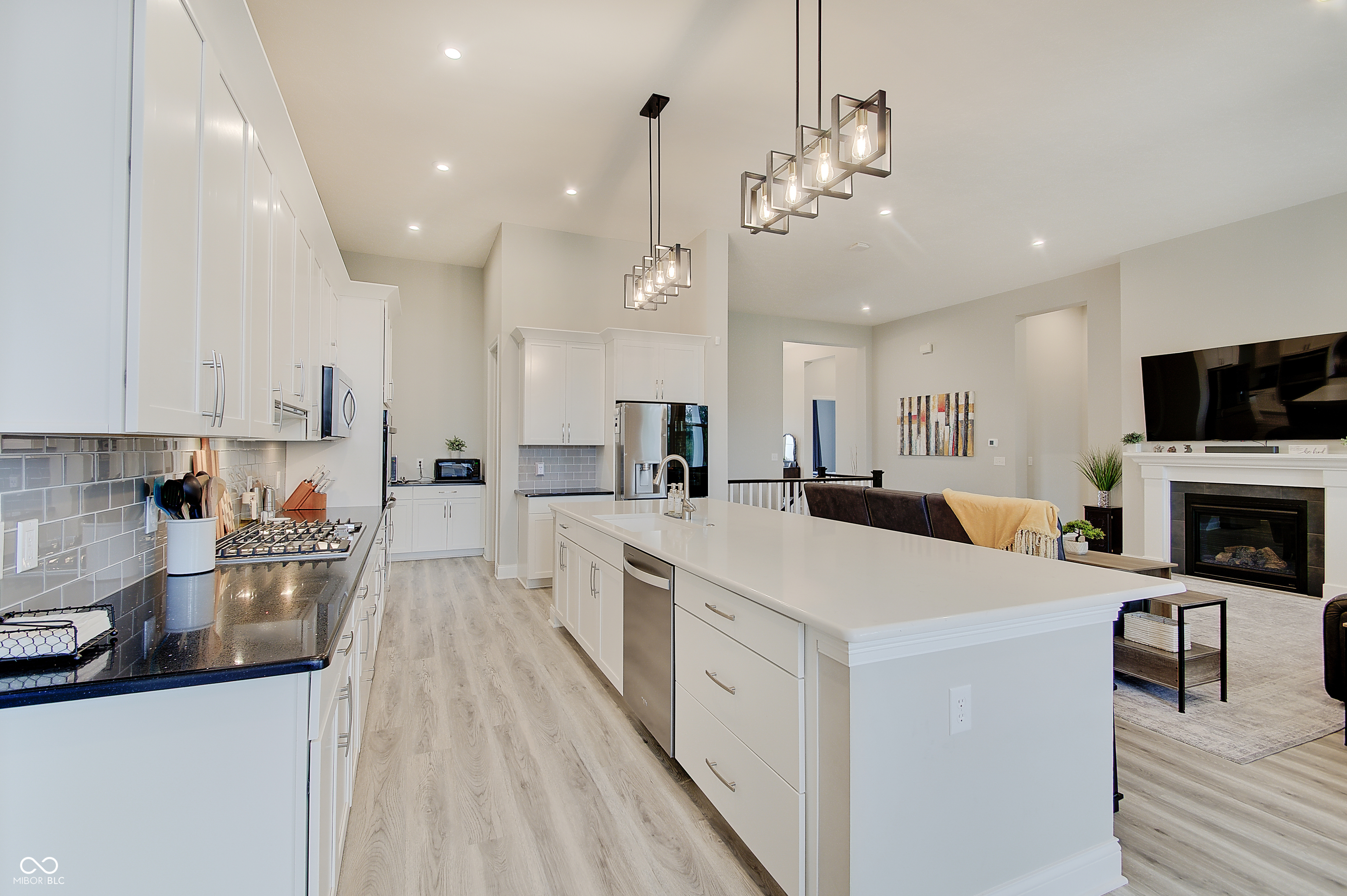 4190 E County Road 100 S