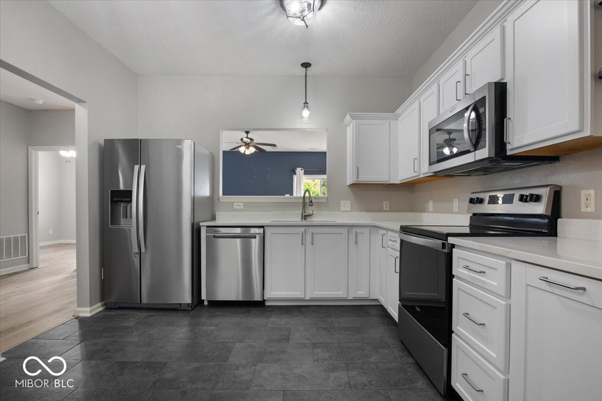 19406 Prairie Crossing Drive