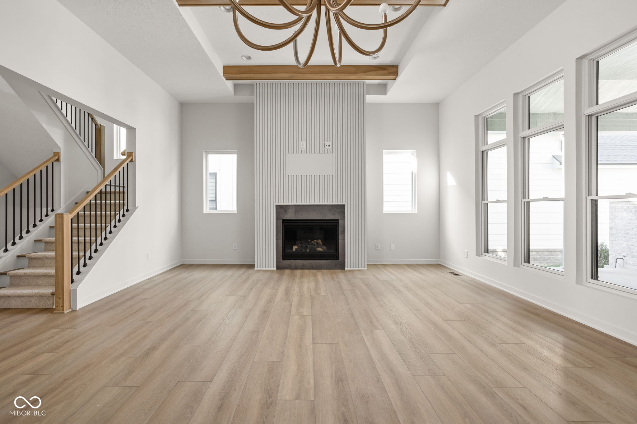 17342 Newton Main Street