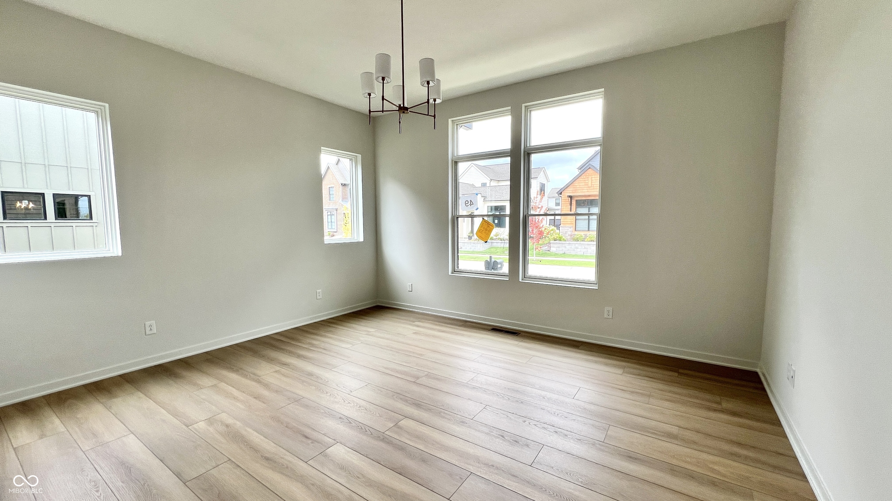 17342 Newton Main Street