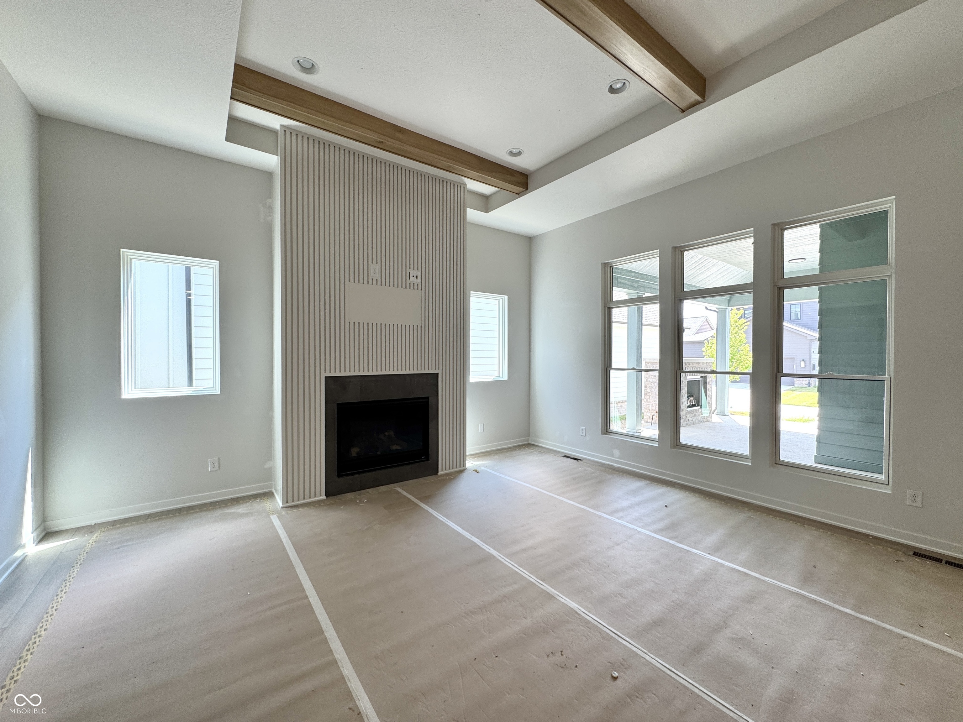 17342 Newton Main Street