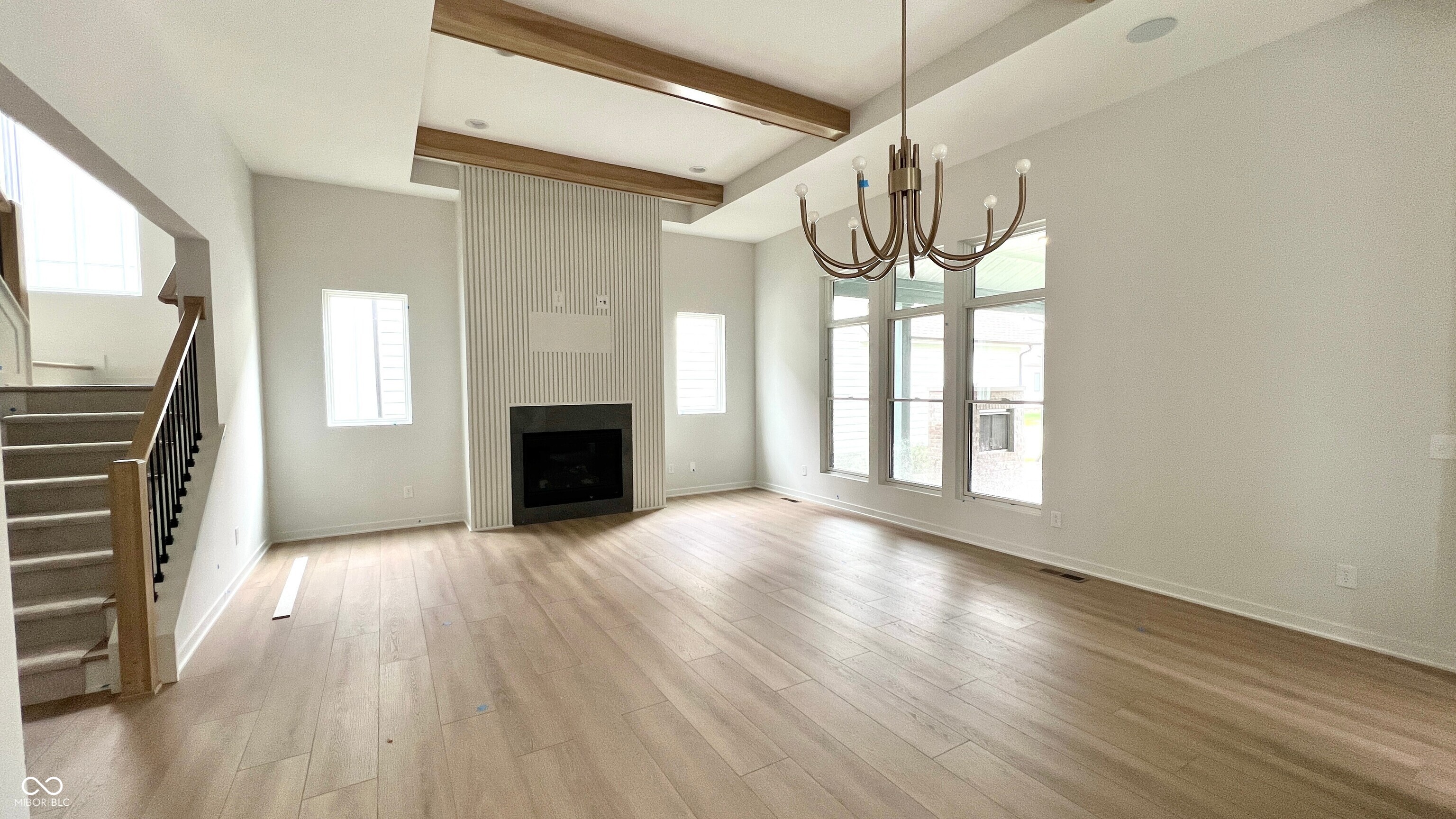 17342 Newton Main Street