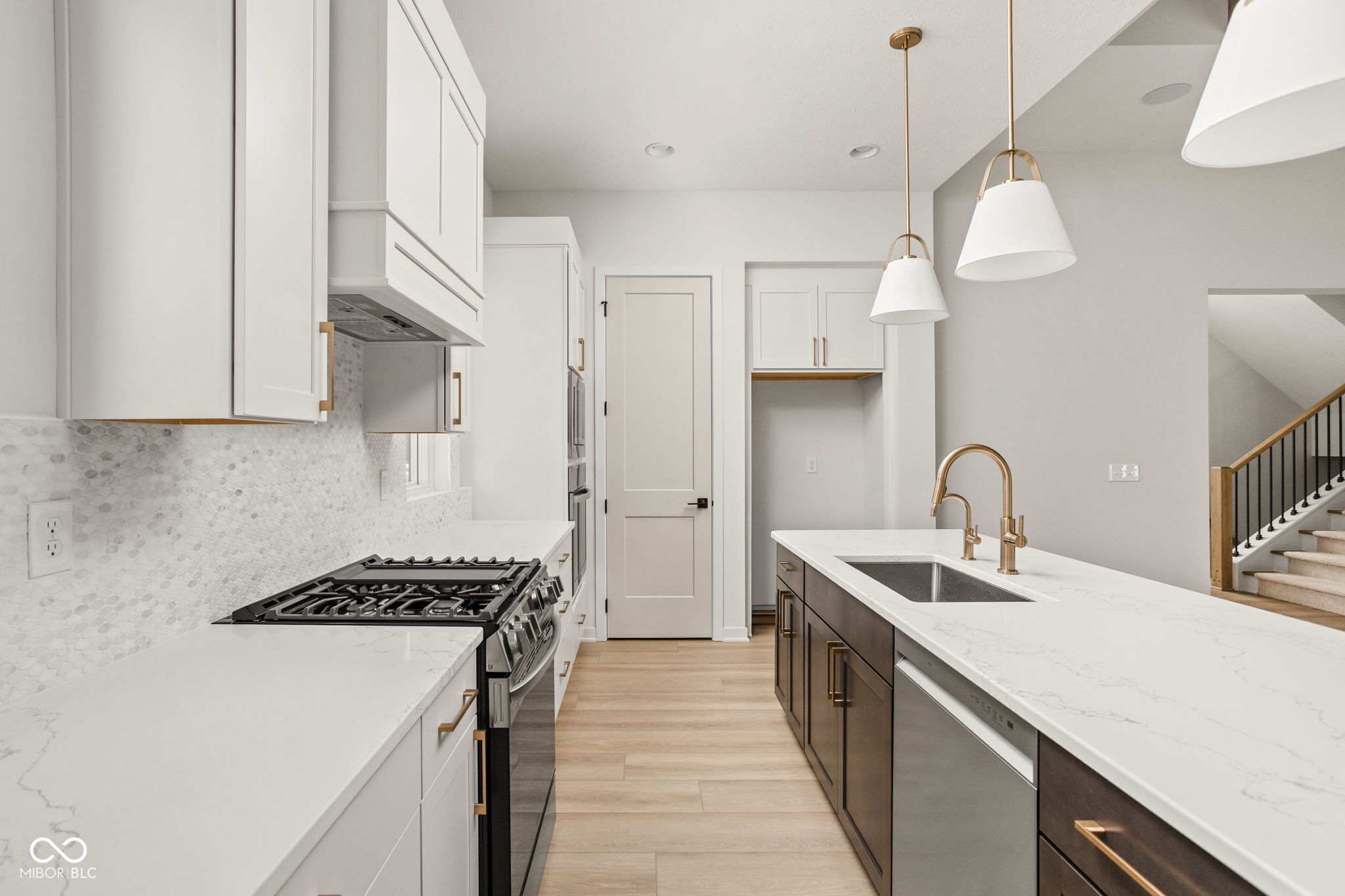 17342 Newton Main Street