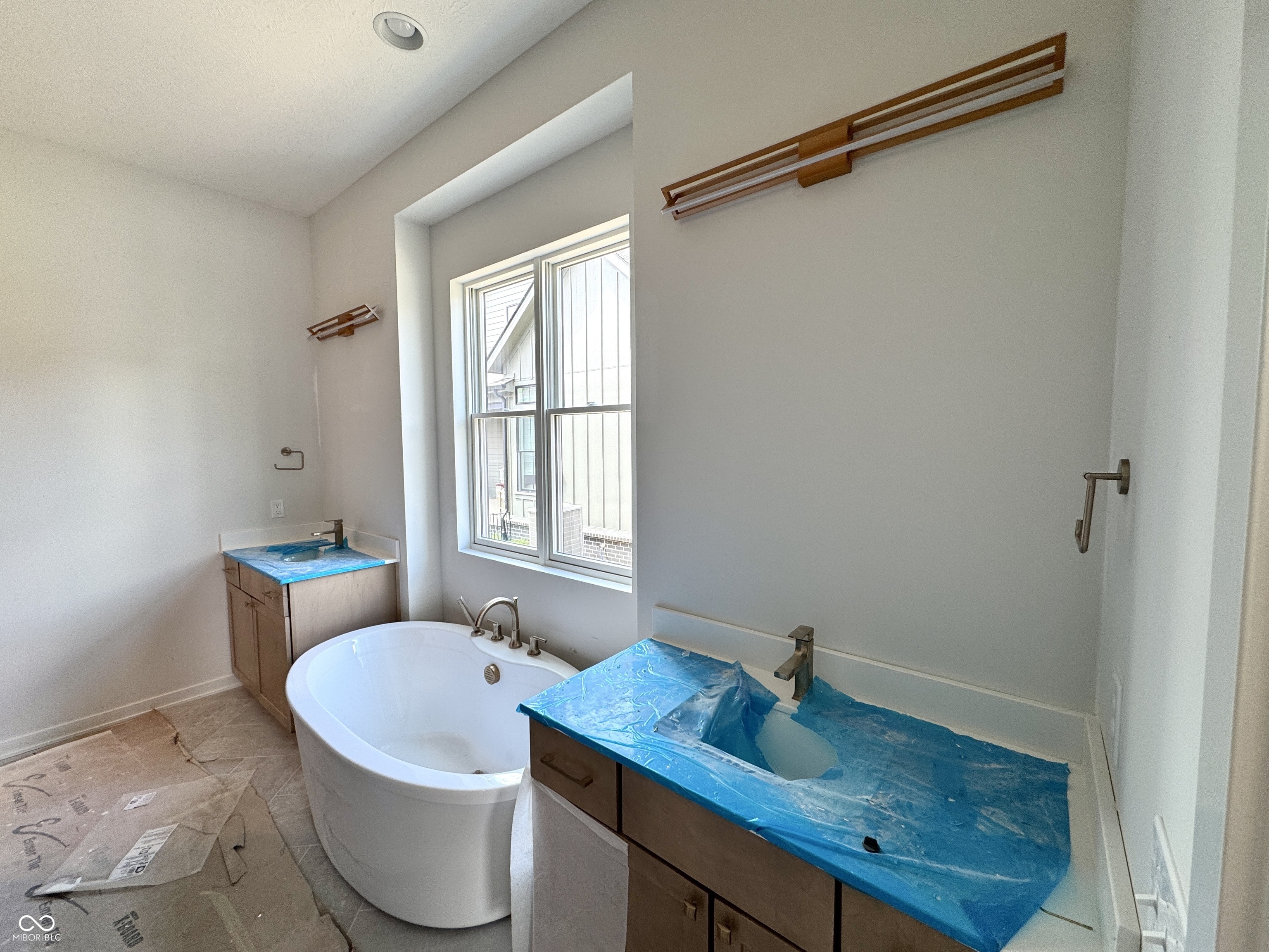 17342 Newton Main Street