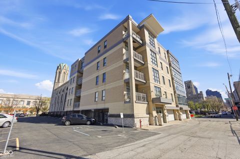 Photo of 802 N Meridian Street #UNIT 204, Indianapolis, IN 46204 (MLS # 22094261)