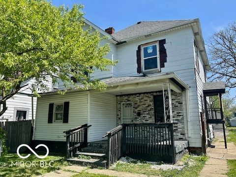 Photo of 2701 N Gale Street, Indianapolis, IN 46218 (MLS # 22036730)