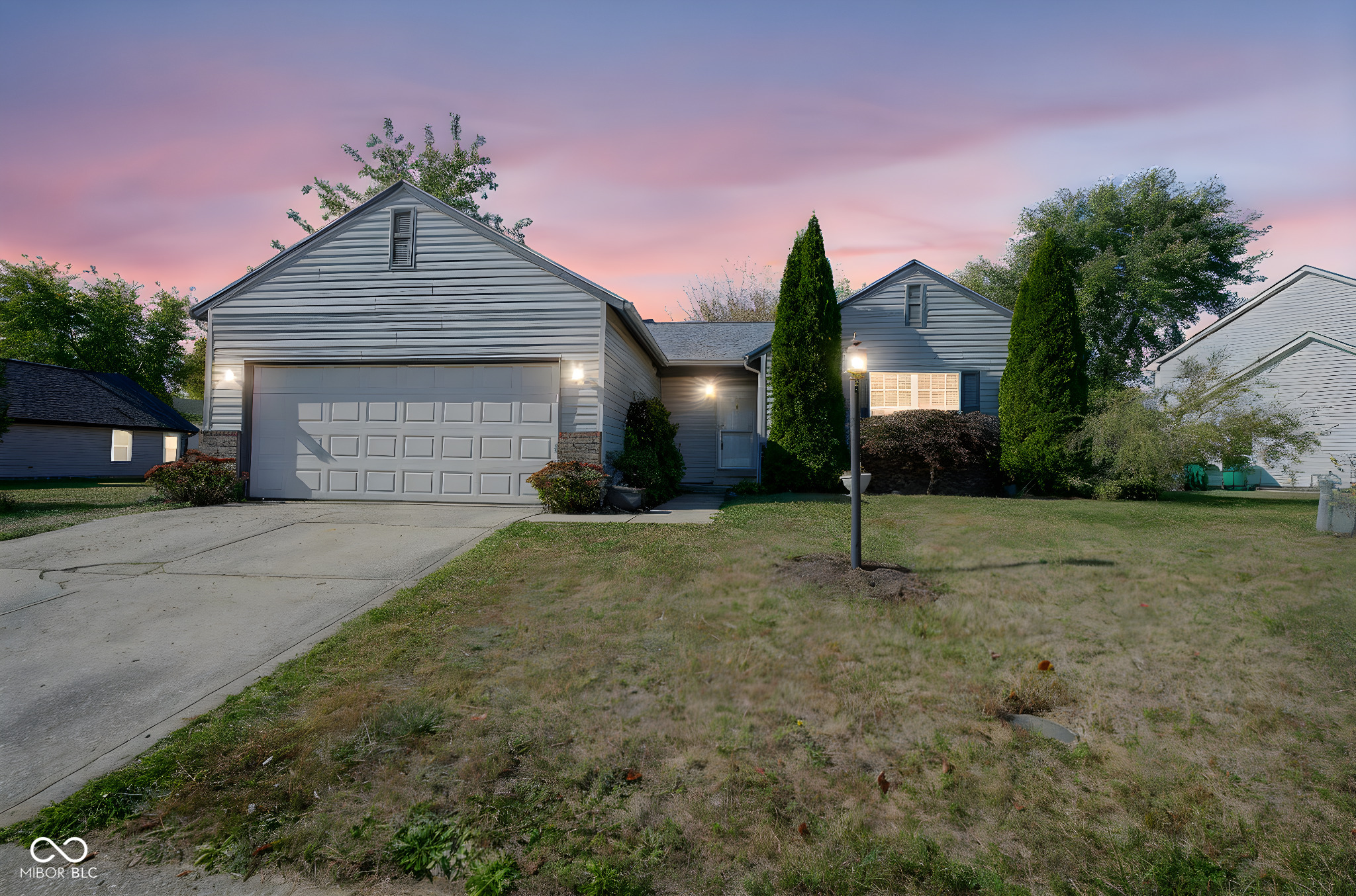 2789 Lucas Drive