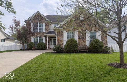 Photo of 10811 Meadow Wing Court, Noblesville, IN 46060 (MLS # 22095547)