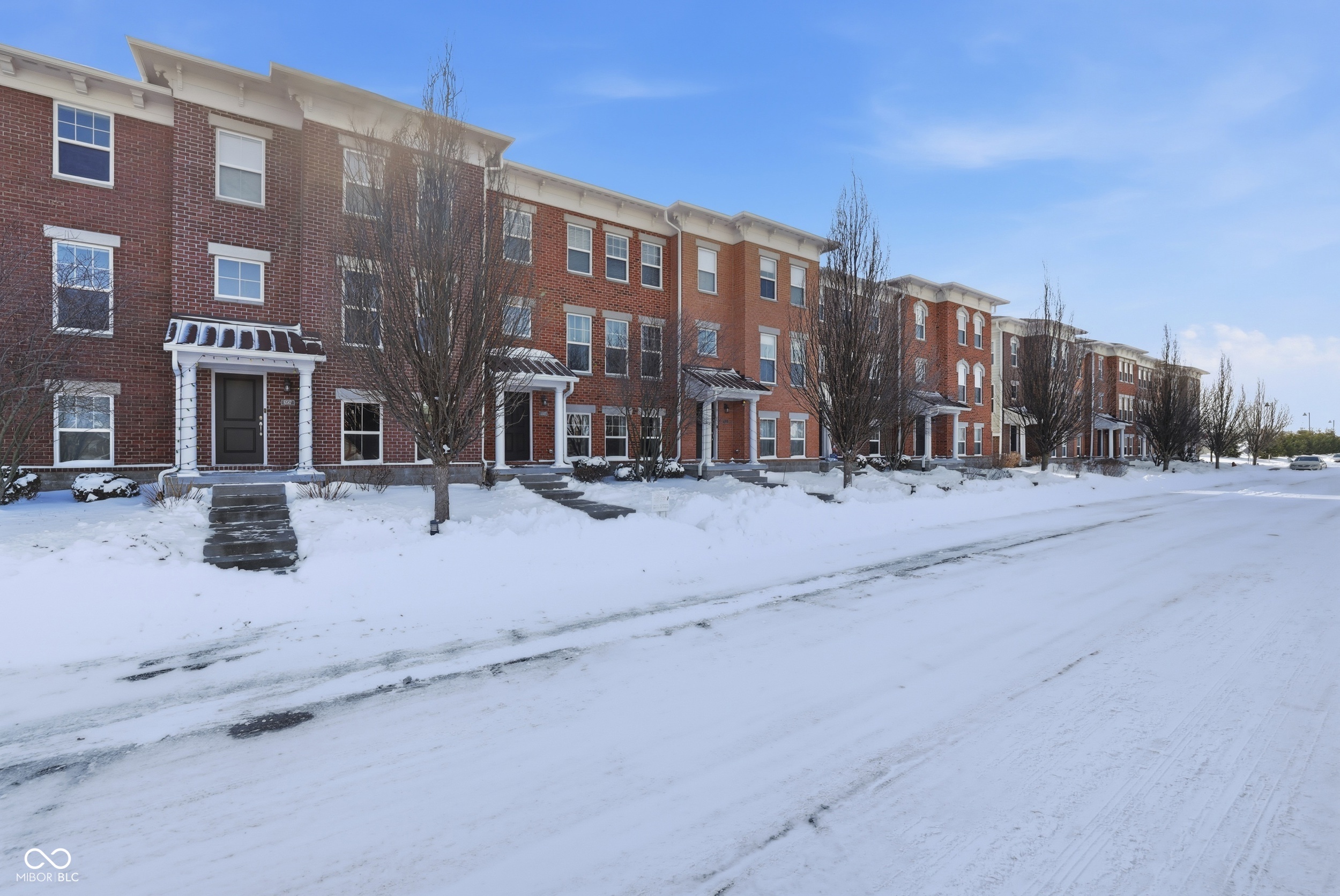 6343 Central Boulevard