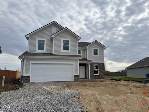 Photo of 6681 W Sailboat Drive, Greenfield, IN 46140 (MLS # 22084948)