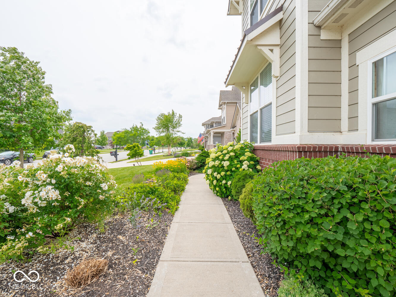 5684 Autumn Trail