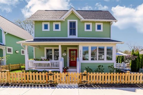 Photo of 10472 Lower Garden Way, Zionsville, IN 46077 (MLS # 22100223)