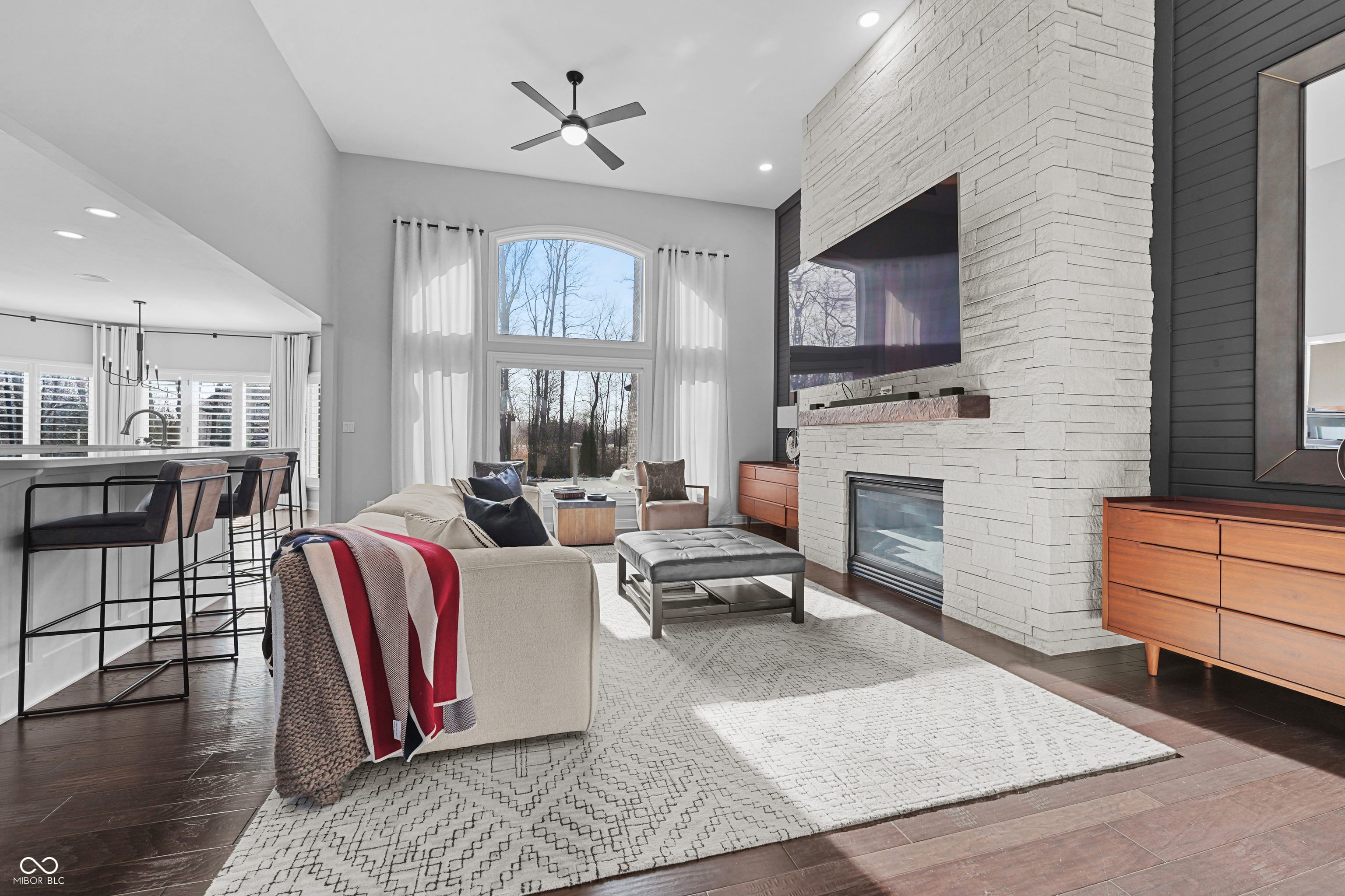 6049 W Foster Branch Drive