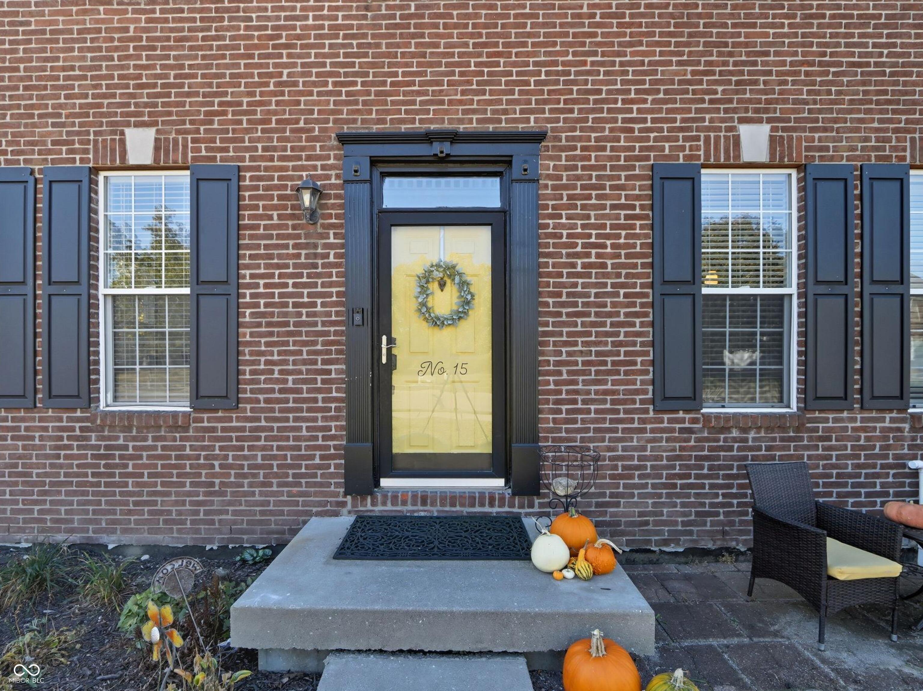 15 W Woodsage Court