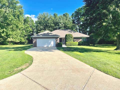 Photo of 8 U Drive, Cloverdale, IN 46120 (MLS # 22108358)