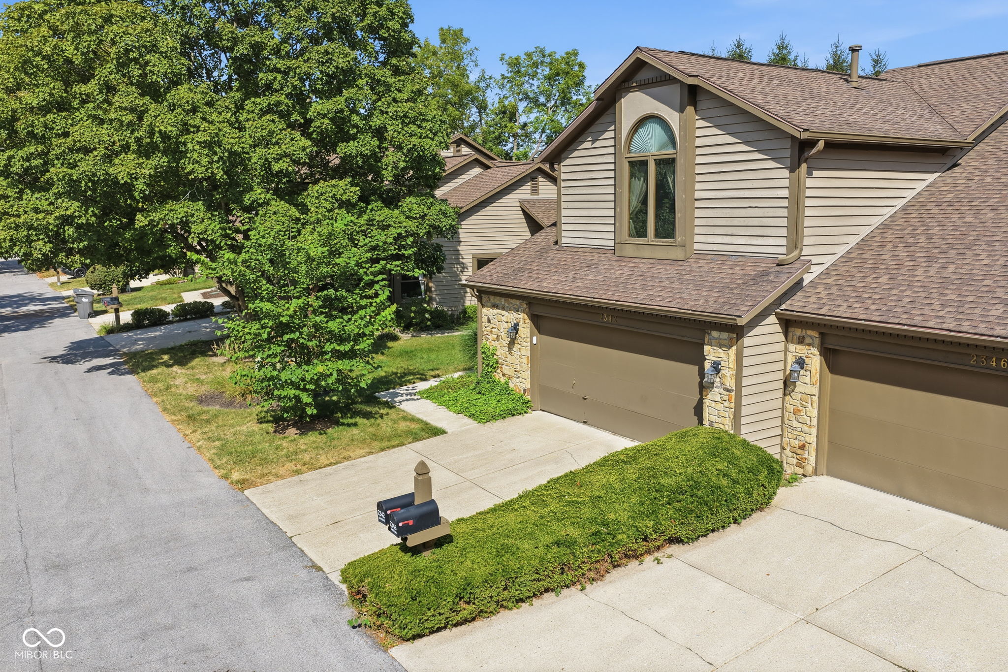 2342 Calaveras Way