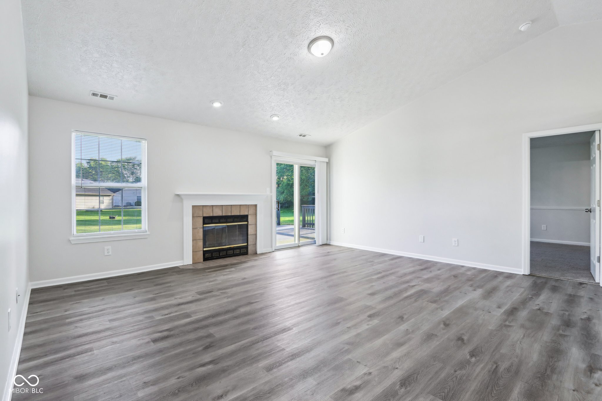 12250 Longstraw Drive