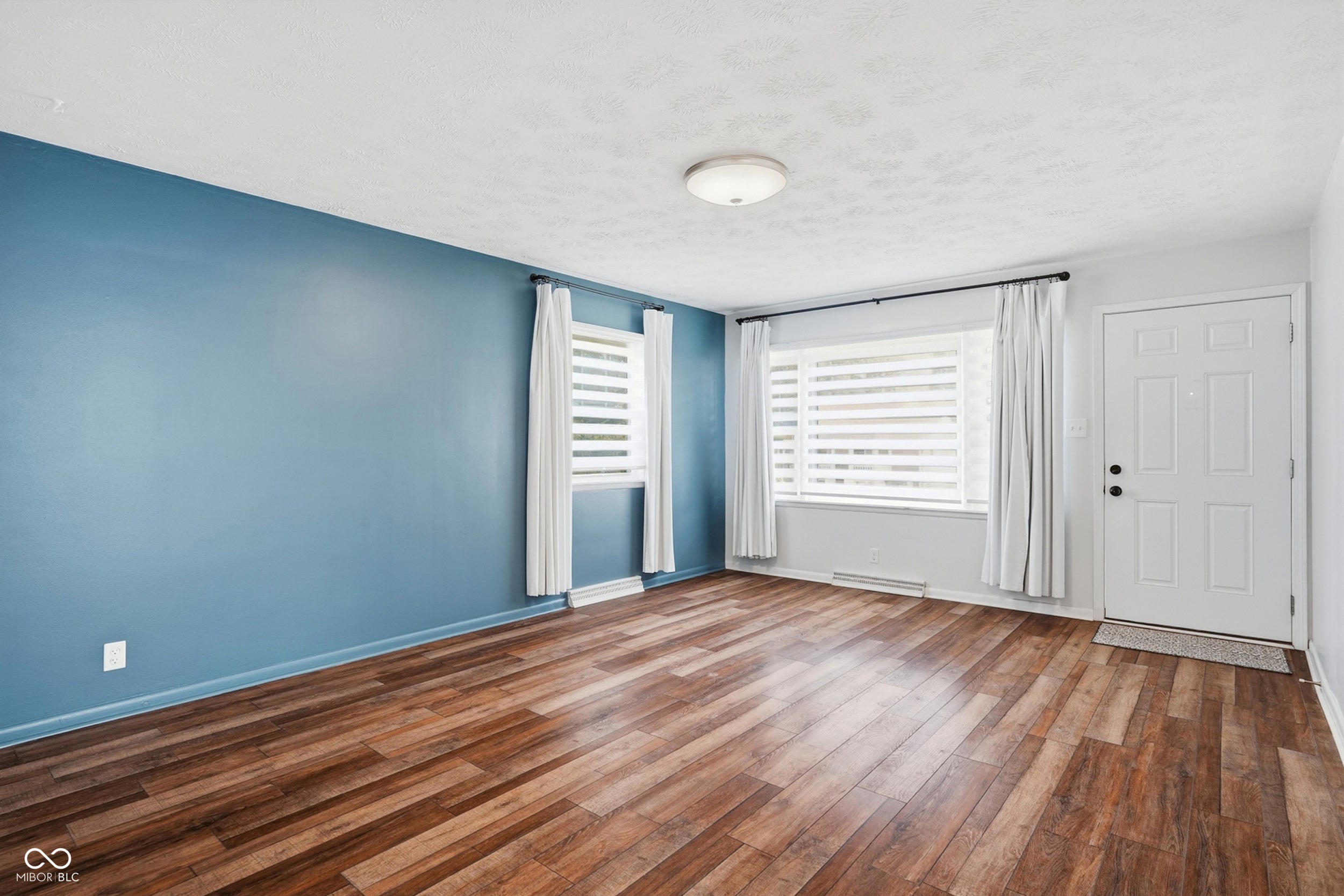 202 N 18th Avenue