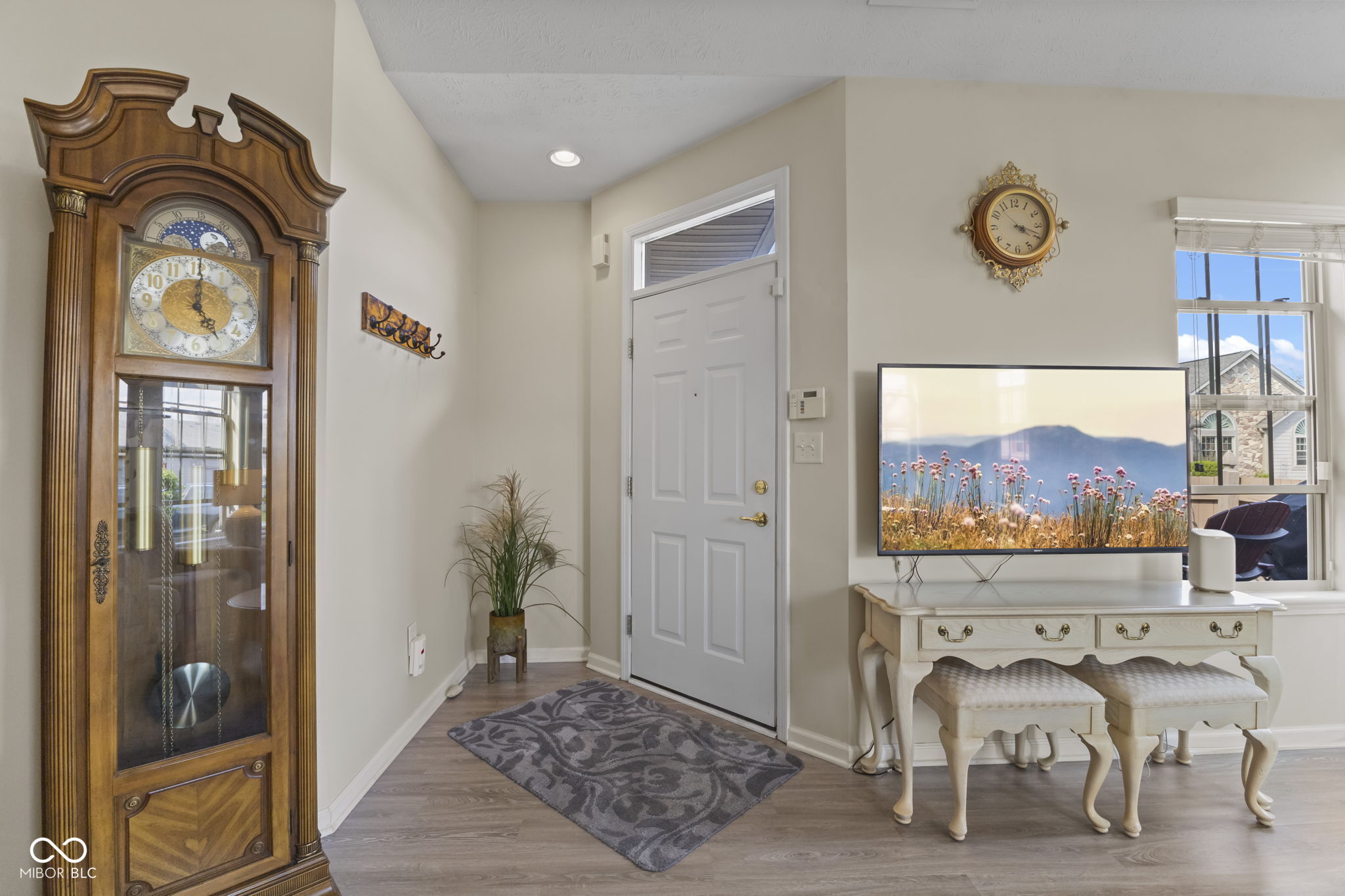 5807 Cool Hollow Way