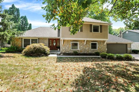Photo of 1483 Spruce Drive, Carmel, IN 46033 (MLS # 22060362)