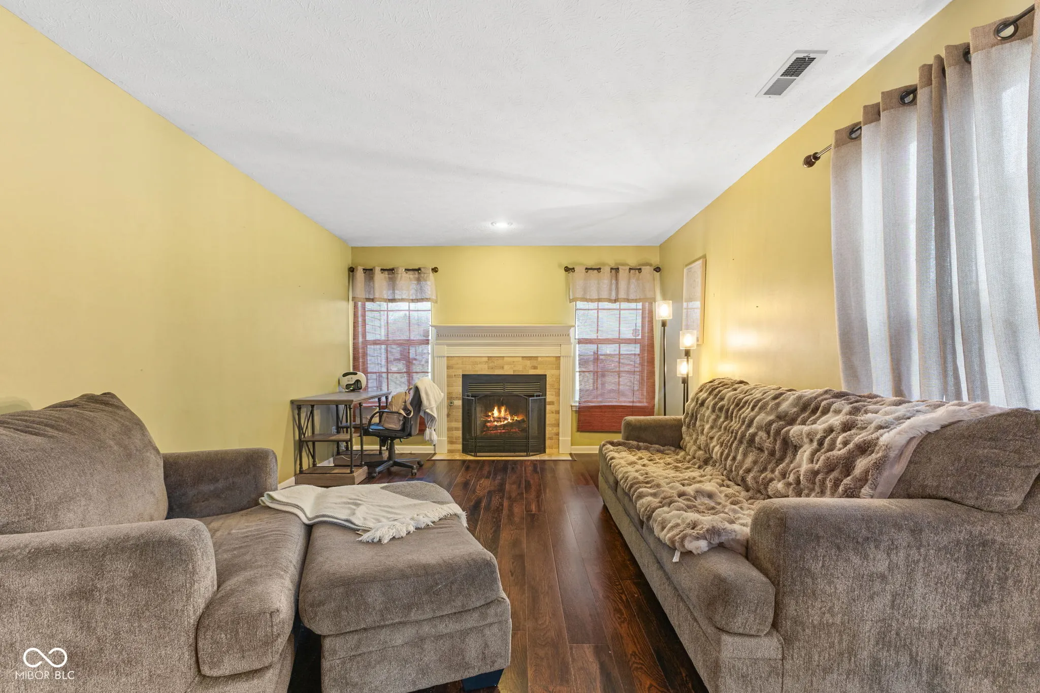 Indianapolis, Indiana 46234, United States, 4 Bedrooms Bedrooms, ,3 BathroomsBathrooms,Residential,Pending,5157