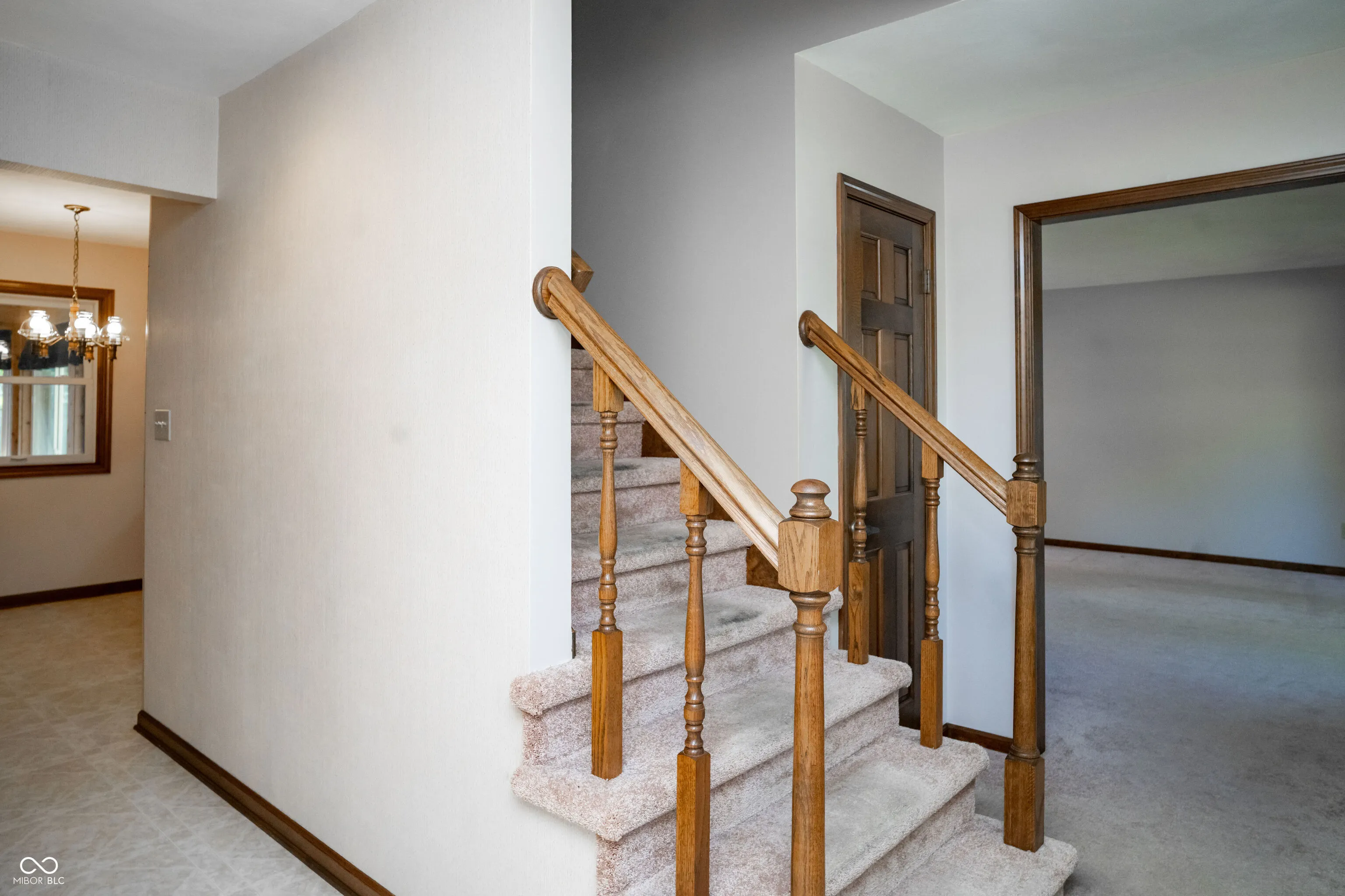 Greenwood, Indiana 46142, United States, 5 Bedrooms Bedrooms, ,3 BathroomsBathrooms,Residential,Active,225205