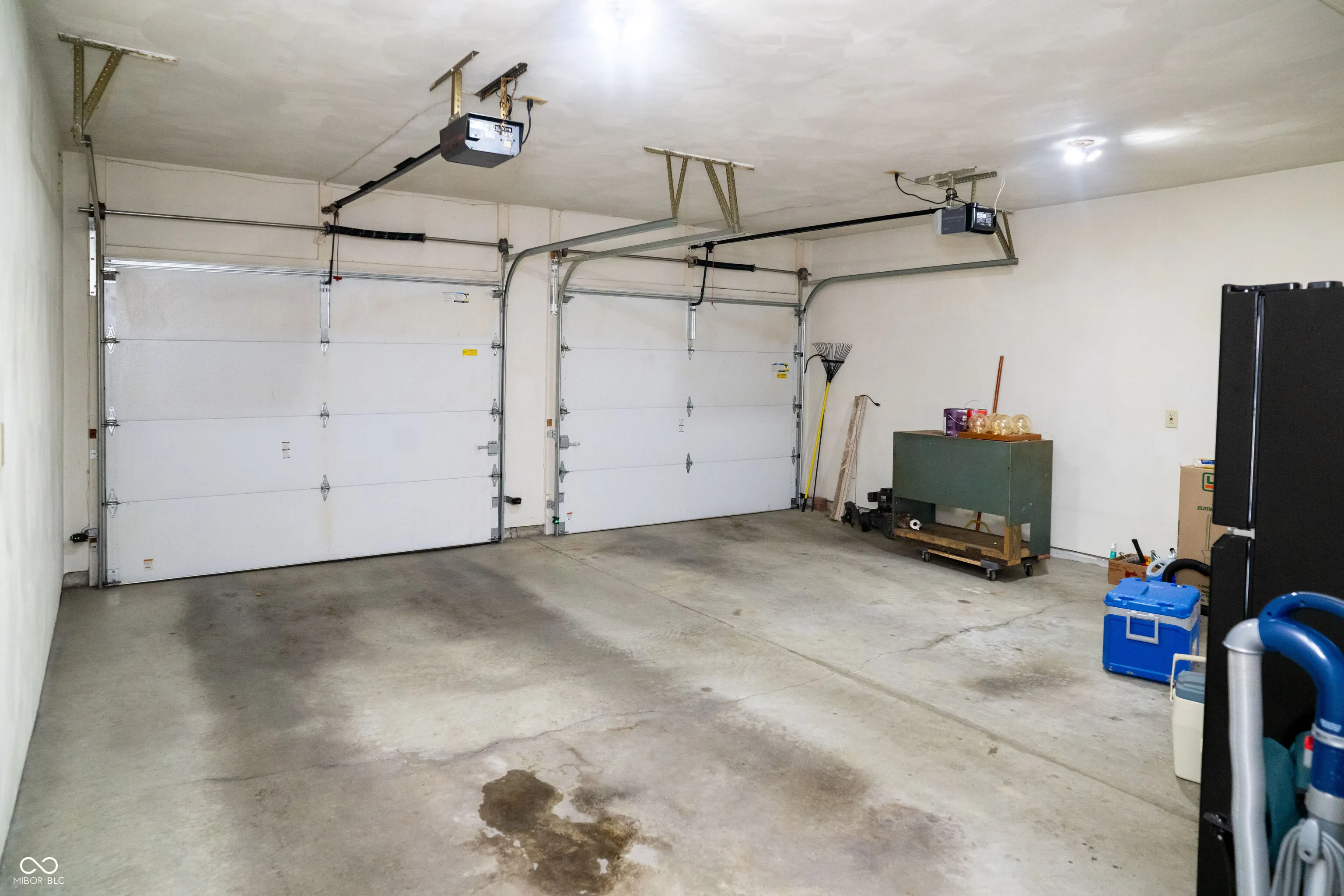 Greenwood, Indiana 46142, United States, 5 Bedrooms Bedrooms, ,3 BathroomsBathrooms,Residential,Active,225205