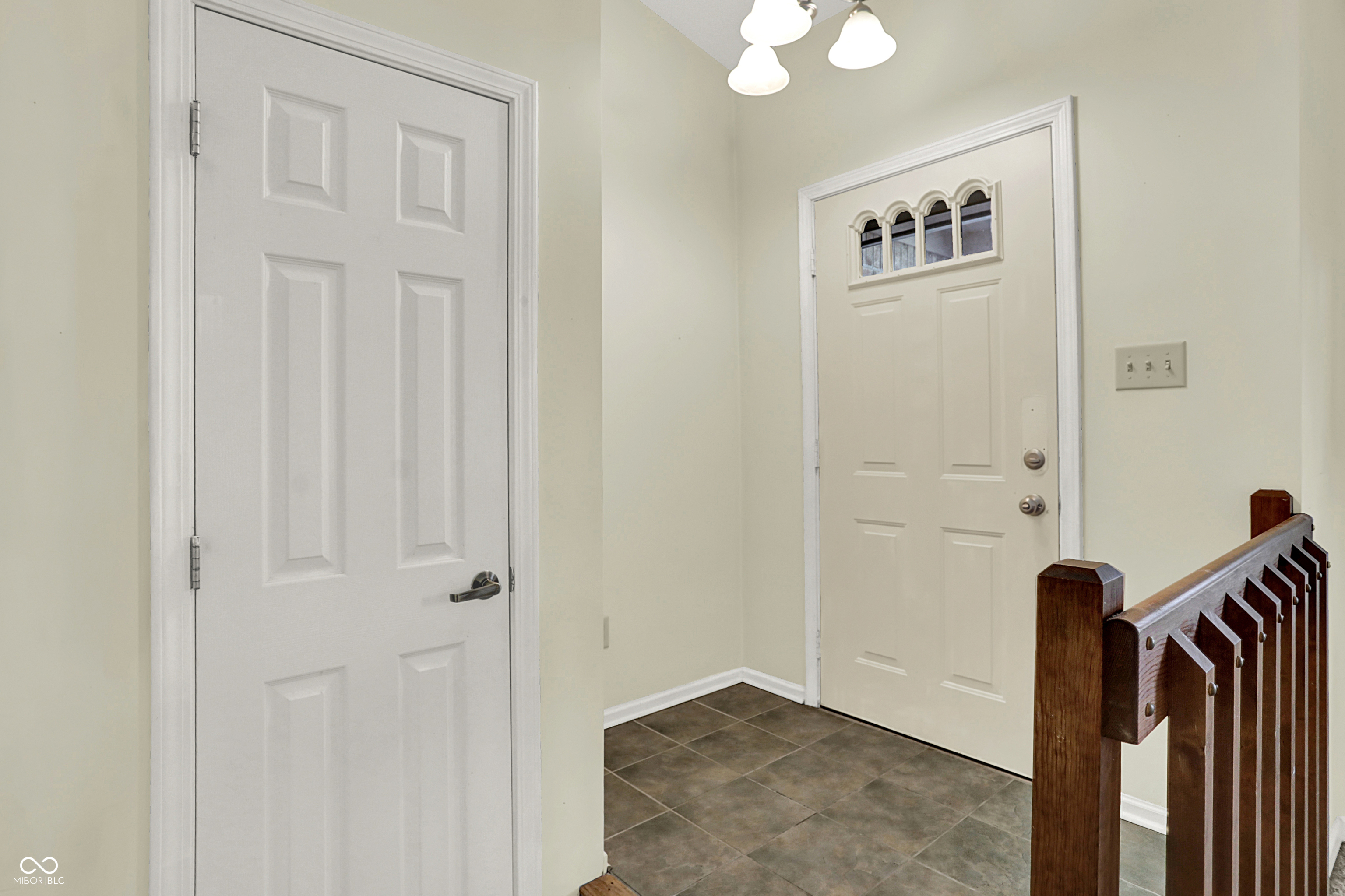 731 Franklin Lakes Boulevard