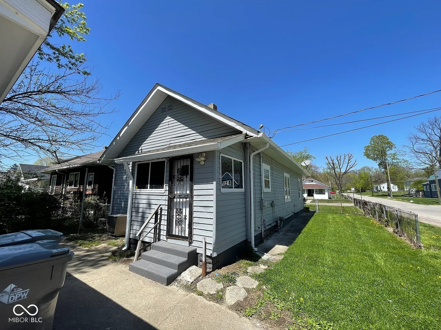 1401 W 34th Street