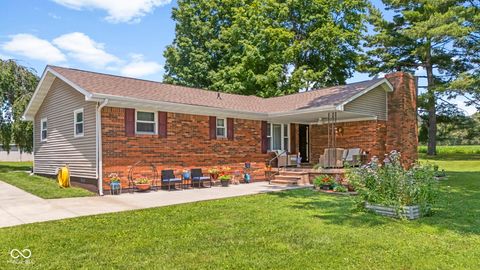 Photo of 3650 W Little York Road, Scottsburg, IN 47170 (MLS # 22113208)