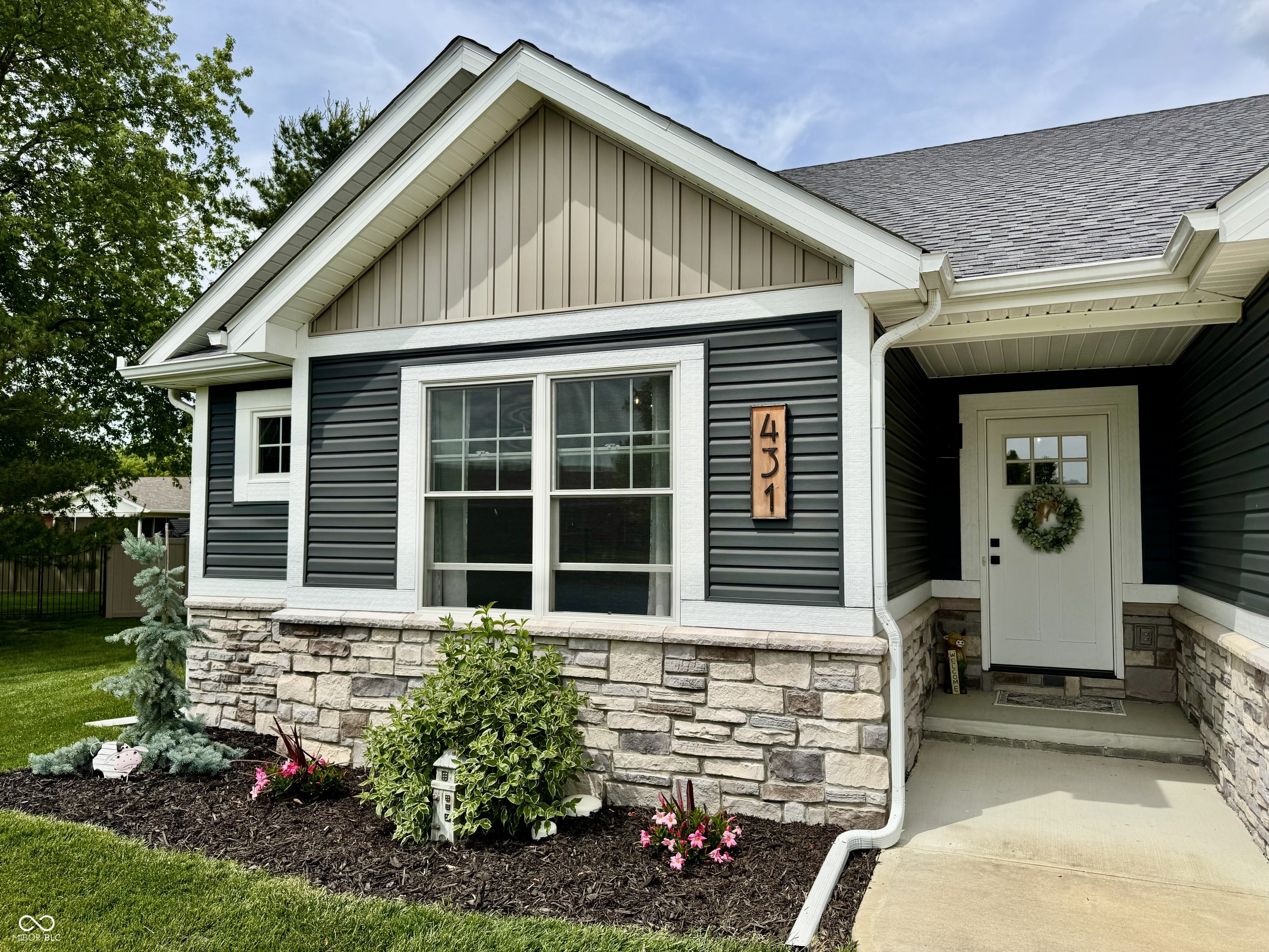 431 Mulberry Court