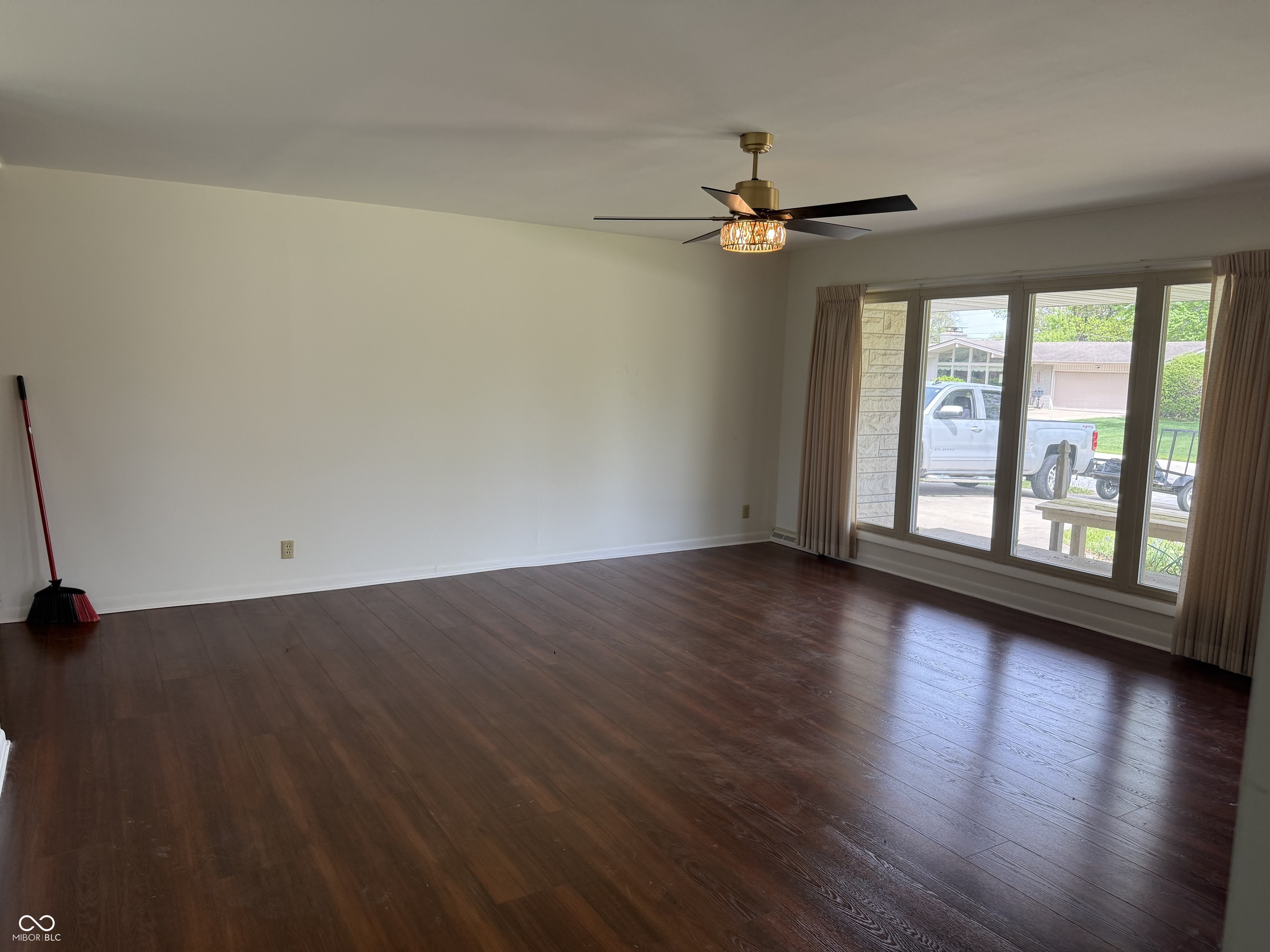 4226 Roselawn Avenue