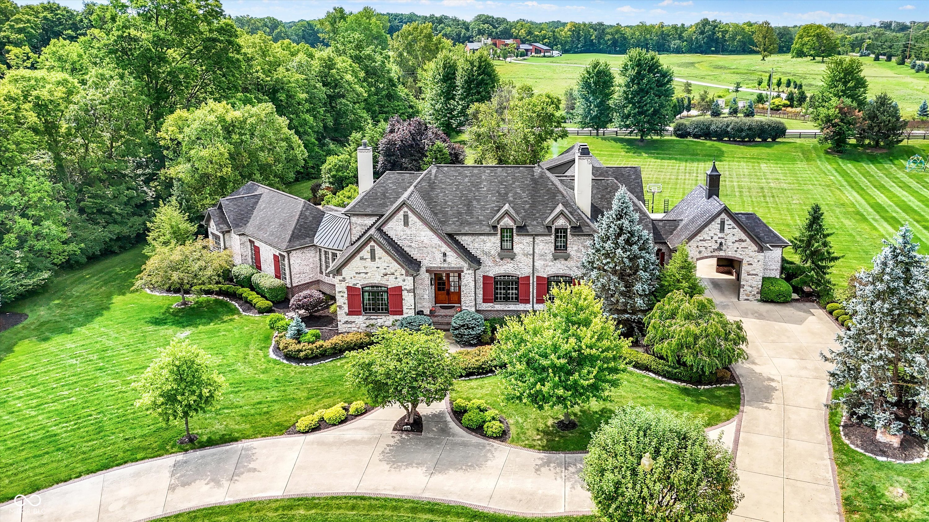 8581 Hunt Club Road