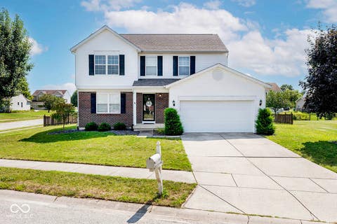 Photo of 5067 Clay Creek Lane, Plainfield, IN 46168 (MLS # 22117679)