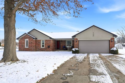 1105 Fox Trail Drive E New Palestine IN 46163