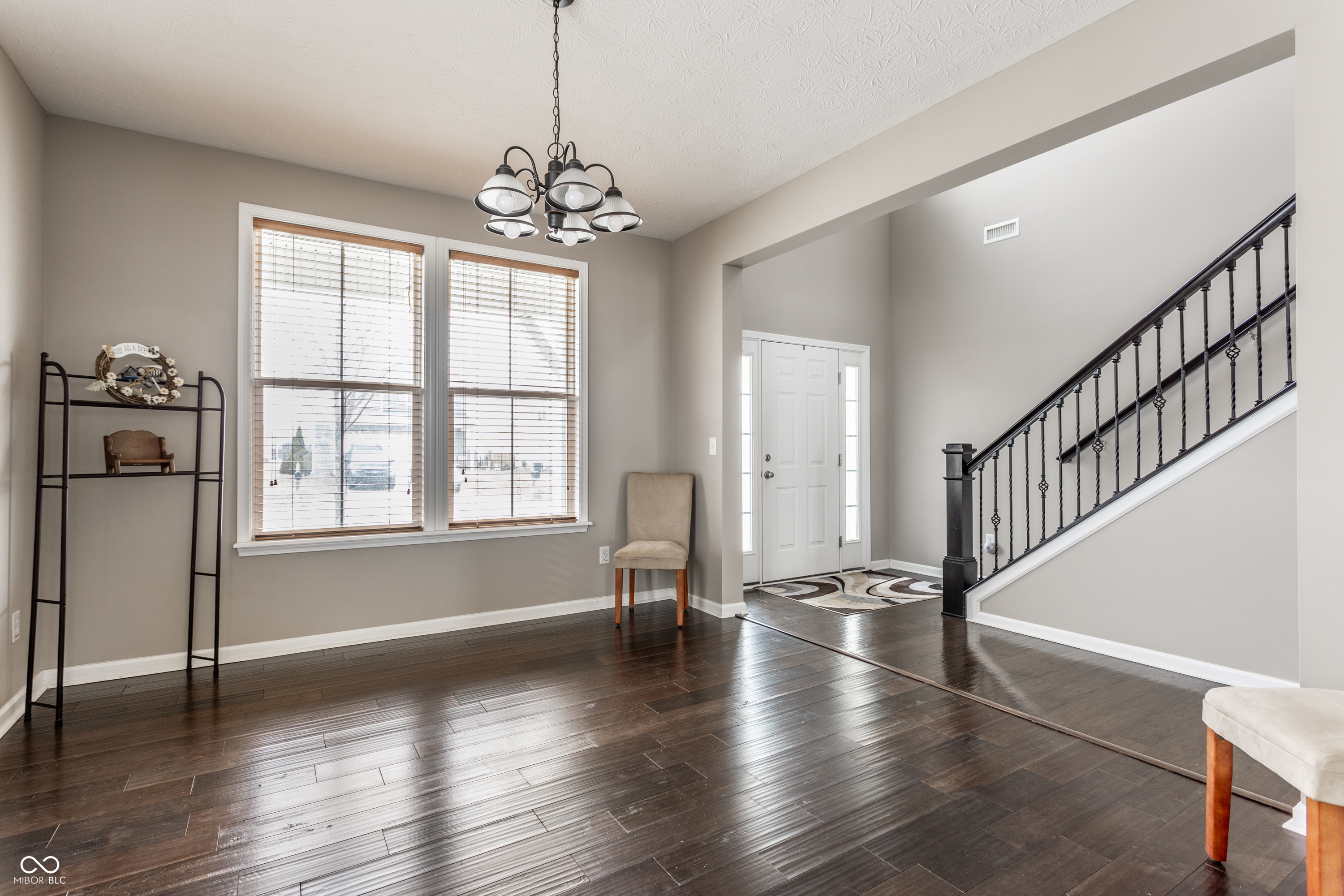 5767 Bluff View Lane